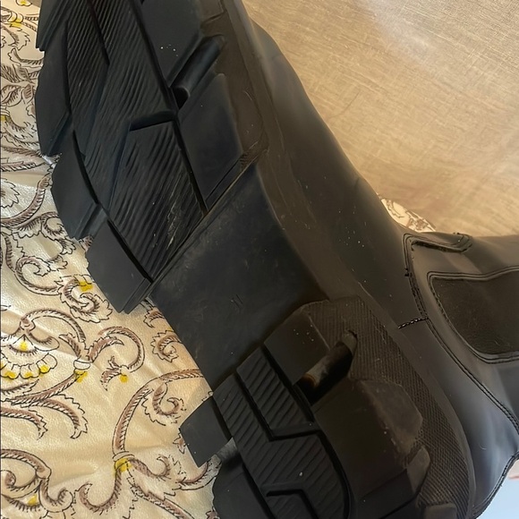 Black Chunky Chelsea Boots size 8 never worn - Picture 6 of 6
